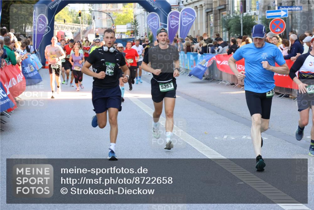 07.09.2025 - BARMER Alsterlauf Strokosch-Dieckow http://msf.ph/oto/8722658 07.09.2025 09:53:46 Ziel 2125, 2247, 2498, 3330, 3396, 3632, 3725, 3748, 4083, 4249, 4267, 4295, 4337, 4539, 4633, 5117, 5129, 5446, 5459, 5484, 5516, 5657, 5880, 5954, 6021, 6048, 6134, 6251, 8284, 8405, 8436 meine-sportfotos.de