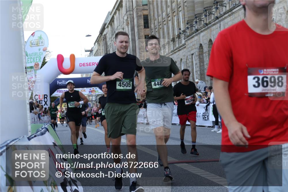 07.09.2025 - BARMER Alsterlauf Strokosch-Dieckow http://msf.ph/oto/8722666 07.09.2025 10:00:57 Ziel 2124, 2350, 3328, 3698, 4072, 4485, 4505, 4636, 4993, 5250, 5357, 5359, 5477, 5767, 5957, 6084 meine-sportfotos.de