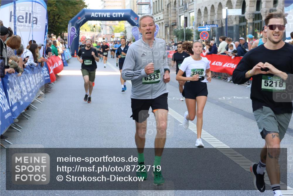 07.09.2025 - BARMER Alsterlauf Strokosch-Dieckow http://msf.ph/oto/8722719 07.09.2025 09:53:37 Ziel 2075, 2125, 2521, 2695, 2801, 3123, 3474, 3632, 3948, 4211, 4267, 4295, 4337, 4539, 4820, 4981, 5117, 5367, 5446, 5484, 5516, 5558, 5933, 5954, 6105, 8146, 8251, 8284, 8461 meine-sportfotos.de
