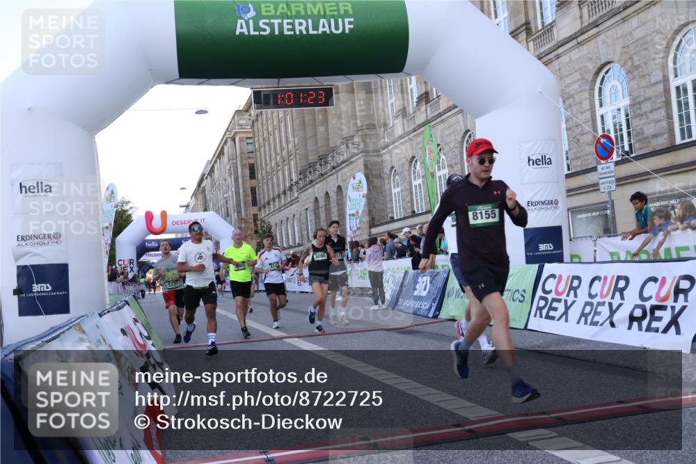 07.09.2025 - BARMER Alsterlauf Strokosch-Dieckow http://msf.ph/oto/8722725 07.09.2025 10:01:21 Ziel 2074, 2517, 3033, 3119, 3300, 3558, 3803, 4147, 4317, 4529, 4660, 5122, 5337, 5353, 5517, 6211, 8090, 8155, 8156 meine-sportfotos.de