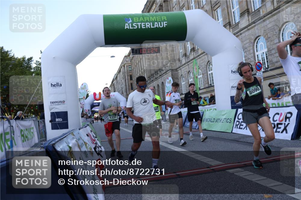07.09.2025 - BARMER Alsterlauf Strokosch-Dieckow http://msf.ph/oto/8722731 07.09.2025 10:01:23 Ziel 2074, 2517, 3033, 3119, 3300, 3558, 3803, 3834, 4147, 4317, 4529, 4660, 4928, 5122, 5337, 5353, 5517, 5918, 6136, 6211, 8090, 8155, 8156, 8283 meine-sportfotos.de