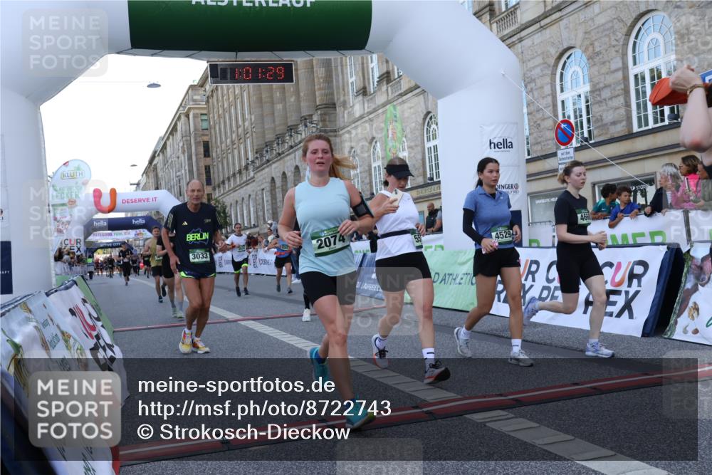 07.09.2025 - BARMER Alsterlauf Strokosch-Dieckow http://msf.ph/oto/8722743 07.09.2025 10:01:27 Ziel 2074, 2517, 3018, 3033, 3300, 3558, 3803, 3834, 4147, 4317, 4529, 4660, 4928, 5122, 5204, 5337, 5353, 5517, 5918, 6136, 8090, 8283, 8308 meine-sportfotos.de