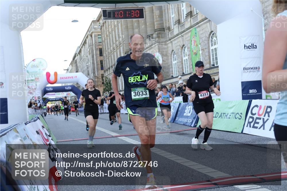 07.09.2025 - BARMER Alsterlauf Strokosch-Dieckow http://msf.ph/oto/8722746 07.09.2025 10:01:28 Ziel 2074, 3018, 3033, 3300, 3558, 3834, 4317, 4529, 4660, 4928, 5122, 5204, 5353, 5517, 5918, 6136, 8283, 8308 meine-sportfotos.de