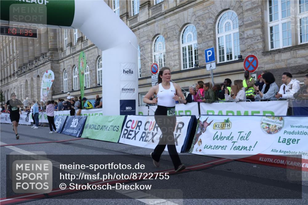 07.09.2025 - BARMER Alsterlauf Strokosch-Dieckow http://msf.ph/oto/8722755 07.09.2025 10:01:33 Ziel 3018, 3834, 4317, 4928, 5204, 5918, 6136, 8283, 8308 meine-sportfotos.de