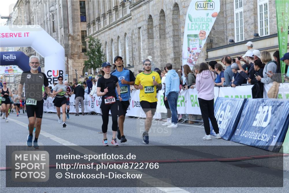 07.09.2025 - BARMER Alsterlauf Strokosch-Dieckow http://msf.ph/oto/8722766 07.09.2025 10:01:39 Ziel 2351, 2425, 2602, 3018, 3060, 3695, 4190, 4721, 4831, 4902, 4903, 8057, 8308, 8402 meine-sportfotos.de