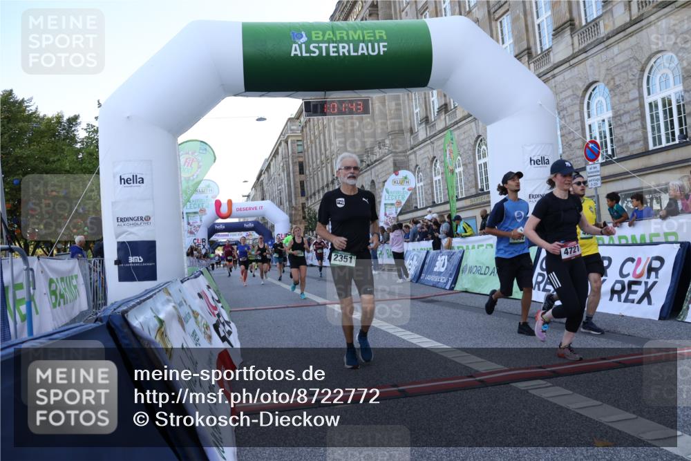07.09.2025 - BARMER Alsterlauf Strokosch-Dieckow http://msf.ph/oto/8722772 07.09.2025 10:01:42 Ziel 1007, 2351, 2425, 2602, 3060, 3695, 4190, 4721, 4831, 4875, 4902, 4903, 5000, 6261, 8057, 8402 meine-sportfotos.de
