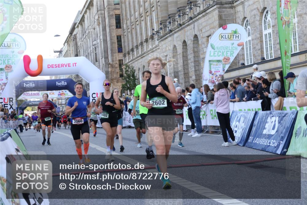 07.09.2025 - BARMER Alsterlauf Strokosch-Dieckow http://msf.ph/oto/8722776 07.09.2025 10:01:43 Ziel 1007, 2351, 2425, 2602, 3060, 3695, 4190, 4721, 4831, 4875, 4902, 4903, 5000, 6261, 8057, 8402 meine-sportfotos.de