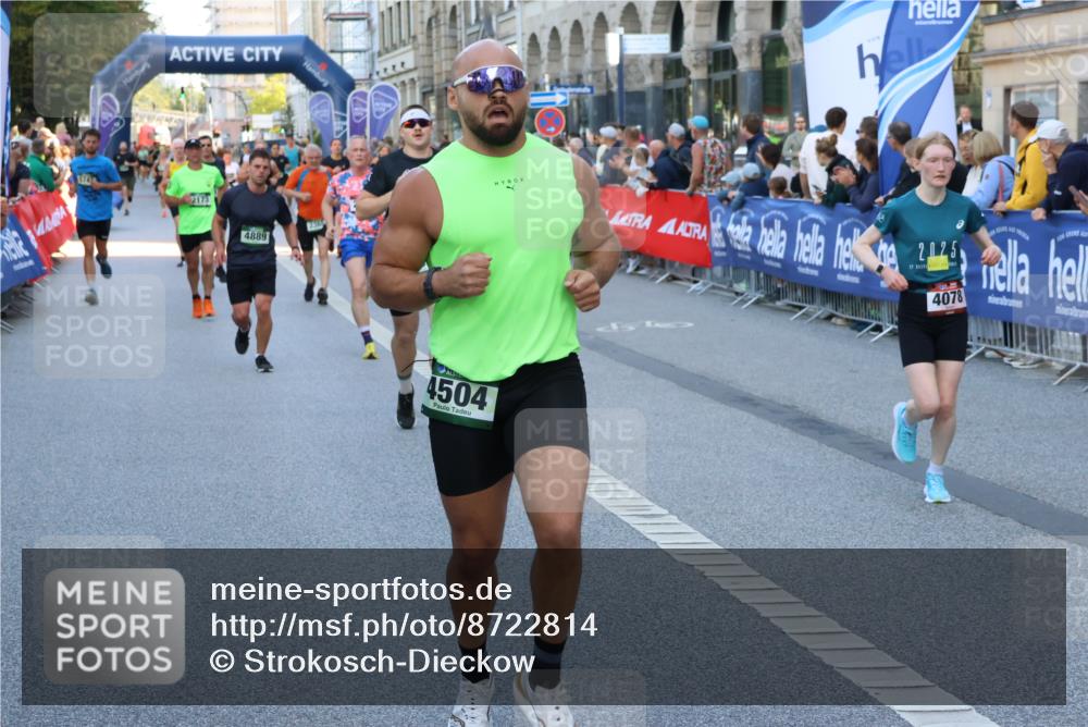 07.09.2025 - BARMER Alsterlauf Strokosch-Dieckow http://msf.ph/oto/8722814 07.09.2025 09:53:27 Ziel 2075, 2421, 2521, 2673, 2695, 2789, 2801, 3123, 3219, 3474, 3948, 4211, 4820, 4981, 5194, 5253, 5367, 5415, 5553, 5558, 5933, 6105, 8146, 8251, 8461 meine-sportfotos.de