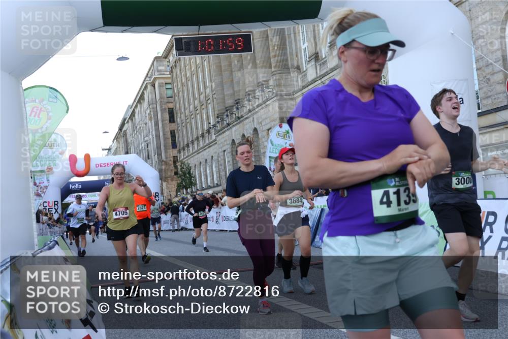 07.09.2025 - BARMER Alsterlauf Strokosch-Dieckow http://msf.ph/oto/8722816 07.09.2025 10:01:57 Ziel 2463, 2471, 2553, 2798, 2874, 2931, 3008, 3214, 3215, 3628, 3684, 4139, 4705, 4938, 4976, 5064, 5107, 5220, 5655, 6060, 6076, 6097, 6243, 8295 meine-sportfotos.de