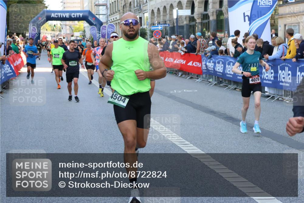 07.09.2025 - BARMER Alsterlauf Strokosch-Dieckow http://msf.ph/oto/8722824 07.09.2025 09:53:27 Ziel 2075, 2421, 2521, 2673, 2695, 2789, 2801, 3123, 3219, 3474, 3948, 4211, 4820, 4981, 5194, 5253, 5367, 5415, 5553, 5558, 5933, 6105, 8146, 8251, 8461 meine-sportfotos.de