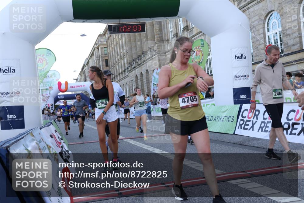 07.09.2025 - BARMER Alsterlauf Strokosch-Dieckow http://msf.ph/oto/8722825 07.09.2025 10:02:02 Ziel 2100, 2463, 2471, 2553, 2756, 2798, 2874, 3628, 3684, 4705, 5012, 5013, 5064, 5107, 5306, 5655, 5849, 6060, 6076, 8208, 8295 meine-sportfotos.de