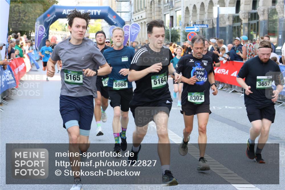 07.09.2025 - BARMER Alsterlauf Strokosch-Dieckow http://msf.ph/oto/8722827 07.09.2025 09:53:23 Ziel 2075, 2421, 2521, 2673, 2789, 2801, 3123, 3219, 3474, 4820, 4981, 5194, 5253, 5367, 5415, 5553, 5558, 5694, 6105, 8146, 8251, 8268, 8461 meine-sportfotos.de