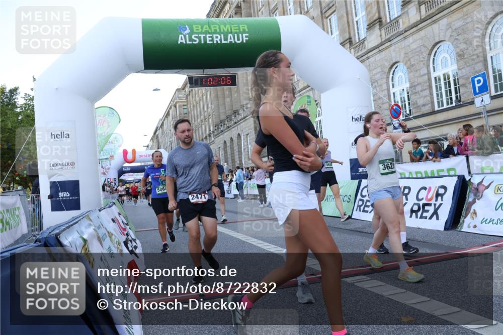 07.09.2025 - BARMER Alsterlauf Strokosch-Dieckow http://msf.ph/oto/8722832 07.09.2025 10:02:04 Ziel 2100, 2471, 2553, 2624, 2756, 2798, 2843, 2874, 2917, 3628, 3824, 5012, 5013, 5064, 5107, 5170, 5306, 5655, 5849, 6060, 8208, 8295 meine-sportfotos.de