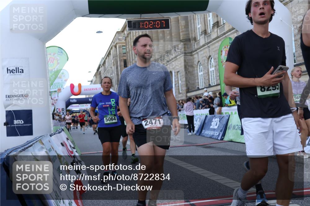 07.09.2025 - BARMER Alsterlauf Strokosch-Dieckow http://msf.ph/oto/8722834 07.09.2025 10:02:05 Ziel 2100, 2471, 2553, 2624, 2756, 2798, 2843, 2917, 3360, 3628, 3824, 5012, 5013, 5064, 5107, 5170, 5306, 5514, 5655, 5849, 6060, 8208, 8295 meine-sportfotos.de