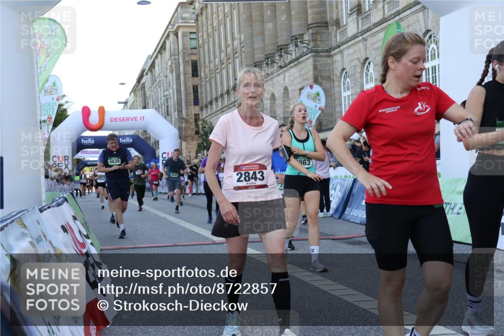 07.09.2025 - BARMER Alsterlauf Strokosch-Dieckow http://msf.ph/oto/8722857 07.09.2025 10:02:14 Ziel 2405, 2624, 2843, 2863, 2917, 3171, 3270, 3360, 3738, 3824, 3910, 4107, 4258, 5012, 5013, 5170, 5279, 5306, 5508, 5514, 5639, 6182, 6220, 6325, 8047 meine-sportfotos.de