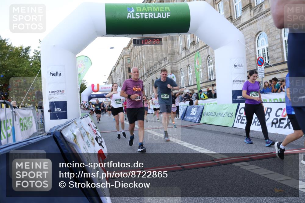 07.09.2025 - BARMER Alsterlauf Strokosch-Dieckow http://msf.ph/oto/8722865 07.09.2025 10:02:19 Ziel 2405, 2749, 2774, 2863, 3171, 3270, 3738, 3910, 4107, 4258, 4361, 4837, 4847, 4991, 4999, 5056, 5279, 5508, 5639, 6182, 6192, 6220, 6325, 8047, 8441 meine-sportfotos.de