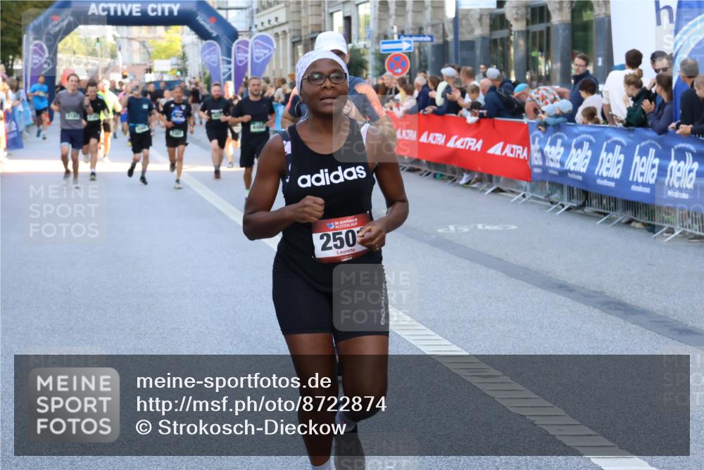 07.09.2025 - BARMER Alsterlauf Strokosch-Dieckow http://msf.ph/oto/8722874 07.09.2025 09:53:17 Ziel 2369, 2390, 2421, 2521, 2673, 2789, 3219, 3421, 3589, 3705, 4625, 4834, 5194, 5253, 5415, 5553, 5694, 6105, 6333, 8268 meine-sportfotos.de