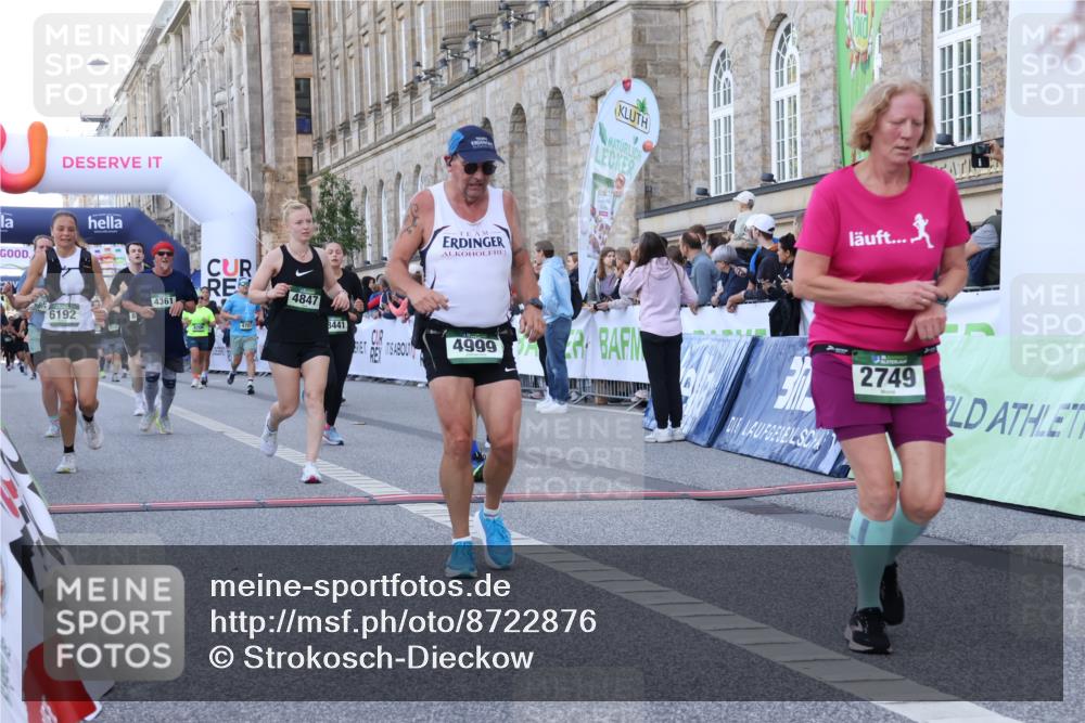 07.09.2025 - BARMER Alsterlauf Strokosch-Dieckow http://msf.ph/oto/8722876 07.09.2025 10:02:23 Ziel 2749, 2774, 3270, 3282, 3659, 3738, 4107, 4361, 4399, 4707, 4837, 4847, 4991, 4999, 5056, 5279, 5611, 5852, 6182, 6192, 6220, 6325, 8035, 8047, 8441 meine-sportfotos.de