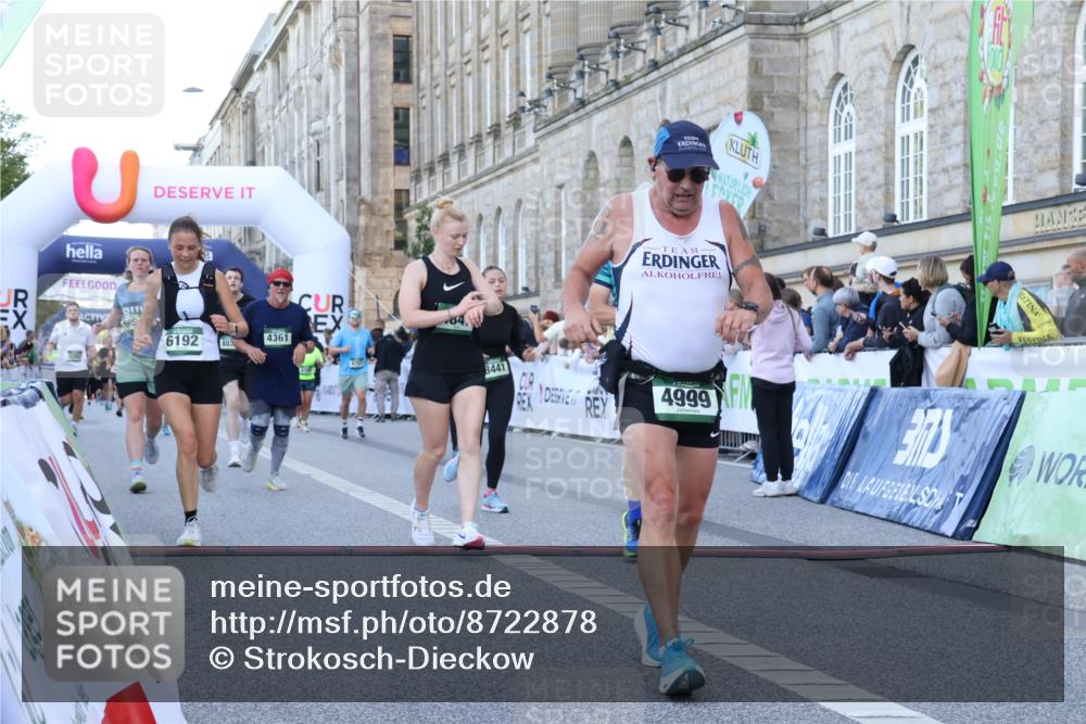 07.09.2025 - BARMER Alsterlauf Strokosch-Dieckow http://msf.ph/oto/8722878 07.09.2025 10:02:24 Ziel 2749, 2774, 3270, 3282, 3659, 3738, 4107, 4361, 4399, 4707, 4708, 4837, 4847, 4991, 4999, 5056, 5279, 5611, 5852, 6182, 6192, 6220, 6325, 8035, 8441 meine-sportfotos.de