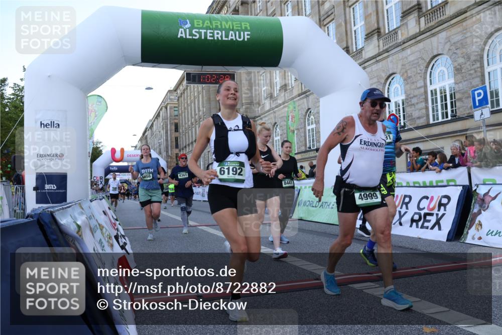 07.09.2025 - BARMER Alsterlauf Strokosch-Dieckow http://msf.ph/oto/8722882 07.09.2025 10:02:26 Ziel 2522, 2749, 2774, 3282, 3659, 4107, 4361, 4399, 4707, 4708, 4837, 4847, 4991, 4999, 5056, 5093, 5181, 5279, 5611, 5852, 6182, 6192, 6220, 8035, 8441 meine-sportfotos.de
