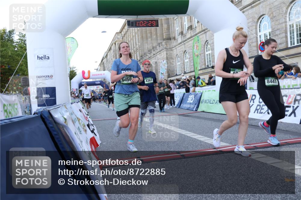 07.09.2025 - BARMER Alsterlauf Strokosch-Dieckow http://msf.ph/oto/8722885 07.09.2025 10:02:27 Ziel 2522, 2675, 2749, 2774, 3282, 3524, 3659, 4361, 4399, 4707, 4708, 4837, 4847, 4991, 4999, 5056, 5093, 5181, 5611, 5852, 6192, 8035, 8441 meine-sportfotos.de