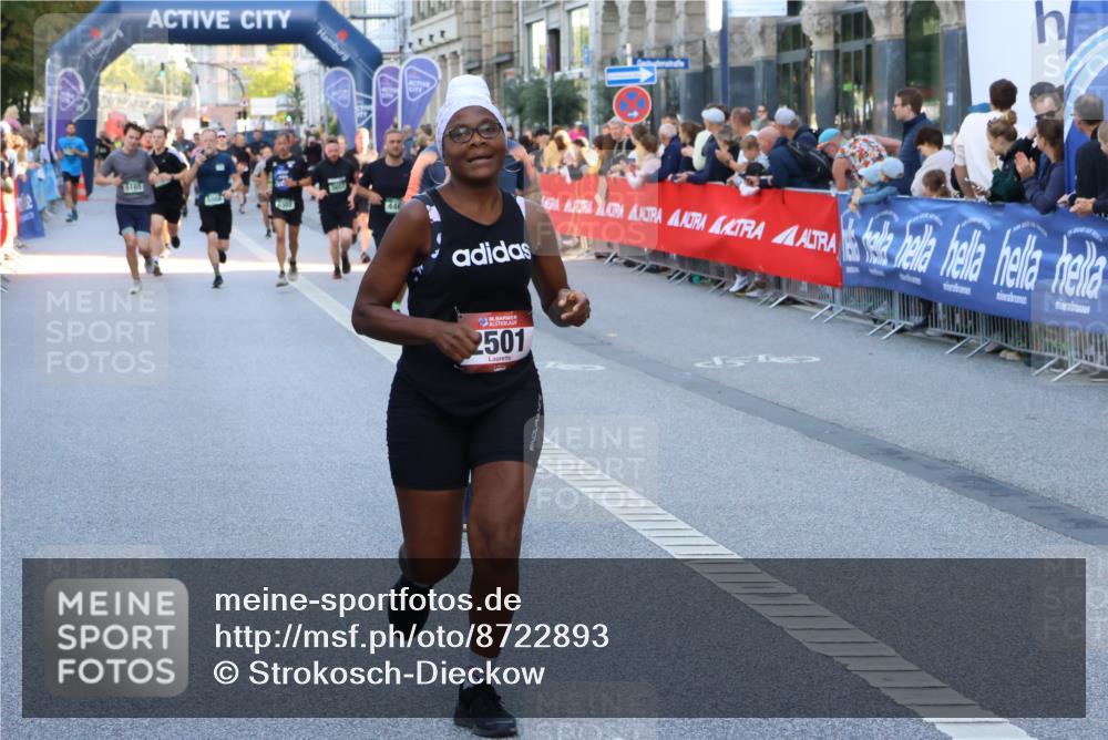 07.09.2025 - BARMER Alsterlauf Strokosch-Dieckow http://msf.ph/oto/8722893 07.09.2025 09:53:17 Ziel 2369, 2390, 2421, 2521, 2673, 2789, 3219, 3421, 3589, 3705, 4625, 4834, 5194, 5253, 5415, 5553, 5694, 6105, 6333, 8268 meine-sportfotos.de