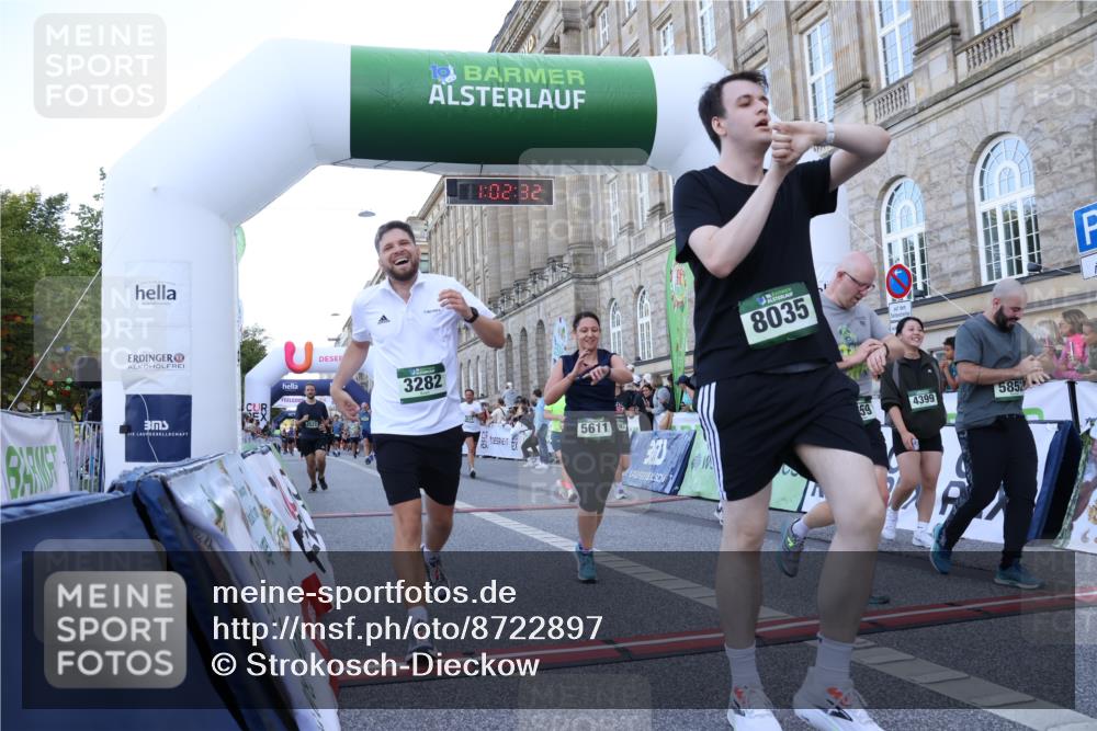 07.09.2025 - BARMER Alsterlauf Strokosch-Dieckow http://msf.ph/oto/8722897 07.09.2025 10:02:31 Ziel 2522, 2667, 2675, 3282, 3375, 3498, 3524, 3659, 3762, 4361, 4399, 4707, 4708, 5056, 5093, 5181, 5312, 5611, 5774, 5852, 6058, 8035, 8215, 8261, 8294 meine-sportfotos.de