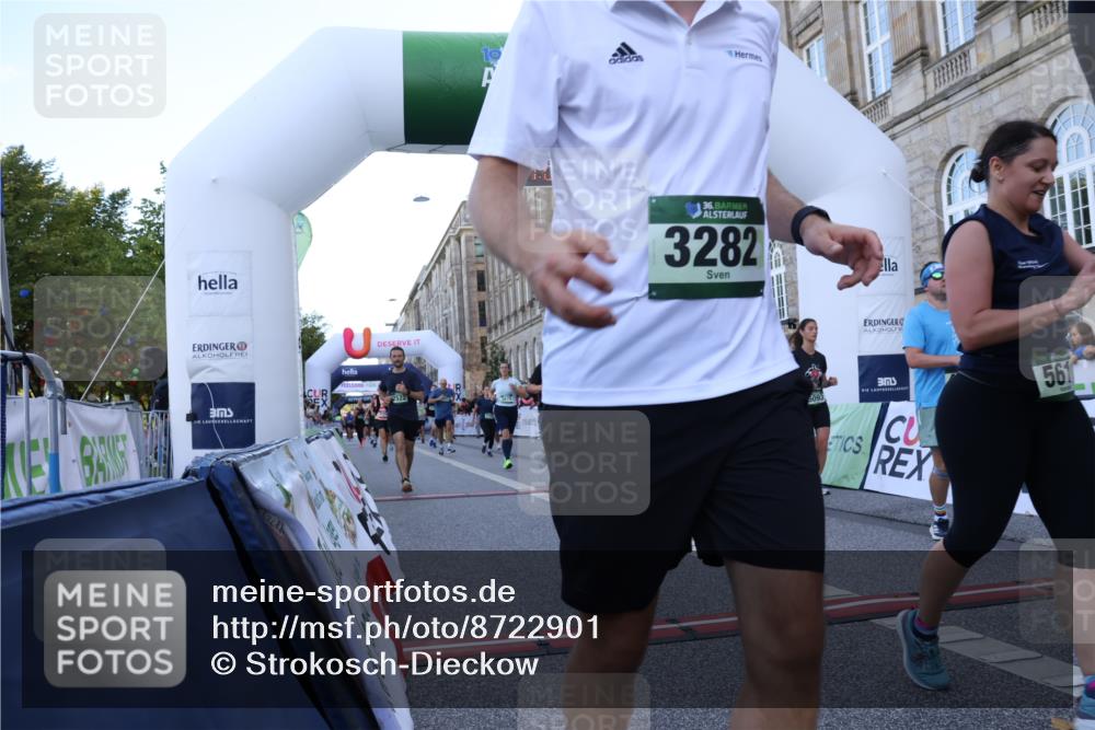 07.09.2025 - BARMER Alsterlauf Strokosch-Dieckow http://msf.ph/oto/8722901 07.09.2025 10:02:32 Ziel 2522, 2667, 2675, 2766, 3282, 3375, 3498, 3524, 3659, 3762, 4399, 4707, 4708, 5093, 5181, 5312, 5611, 5774, 5852, 6058, 8035, 8215, 8261, 8294 meine-sportfotos.de