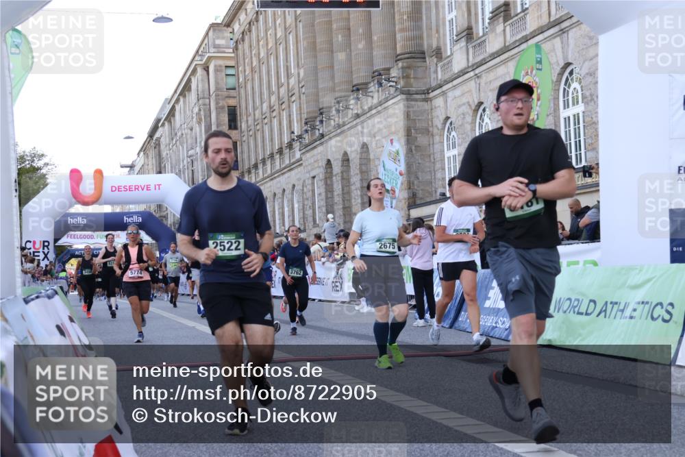 07.09.2025 - BARMER Alsterlauf Strokosch-Dieckow http://msf.ph/oto/8722905 07.09.2025 10:02:33 Ziel 2522, 2667, 2675, 2766, 3282, 3375, 3498, 3524, 3659, 3762, 3826, 4399, 4707, 4708, 5093, 5181, 5312, 5611, 5774, 5852, 5857, 6058, 6091, 8215, 8261, 8294 meine-sportfotos.de