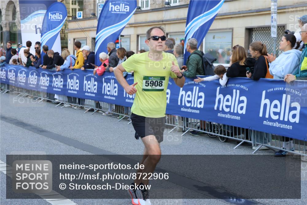 07.09.2025 - BARMER Alsterlauf Strokosch-Dieckow http://msf.ph/oto/8722906 07.09.2025 09:53:15 Ziel 2032, 2369, 2390, 2421, 2673, 3421, 3589, 3705, 4339, 4578, 4625, 4834, 5194, 5253, 5415, 5553, 5603, 5686, 5694, 6010, 6333, 8268 meine-sportfotos.de