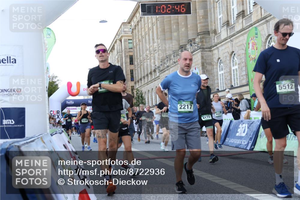 07.09.2025 - BARMER Alsterlauf Strokosch-Dieckow http://msf.ph/oto/8722936 07.09.2025 10:02:44 Ziel 2217, 2273, 2274, 2346, 2347, 2589, 2623, 2726, 2766, 2885, 2902, 2952, 3226, 3431, 3747, 3826, 3937, 4027, 4170, 4232, 4266, 4557, 4823, 4861, 5512, 5556, 5857, 5859, 5891, 6091, 6147, 6155, 8010, 8429 meine-sportfotos.de