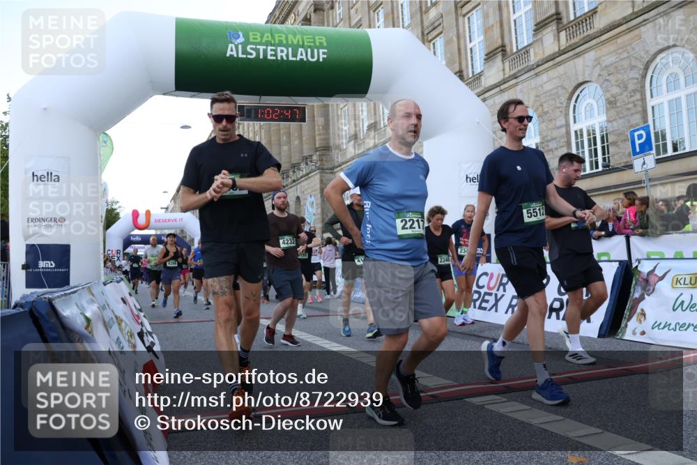 07.09.2025 - BARMER Alsterlauf Strokosch-Dieckow http://msf.ph/oto/8722939 07.09.2025 10:02:45 Ziel 2036, 2217, 2273, 2274, 2346, 2347, 2589, 2595, 2623, 2726, 2885, 2902, 2952, 3226, 3431, 3747, 3826, 3937, 4027, 4170, 4232, 4266, 4454, 4557, 4823, 4861, 5512, 5556, 5857, 5859, 5891, 6091, 6147, 6155, 8010, 8429 meine-sportfotos.de