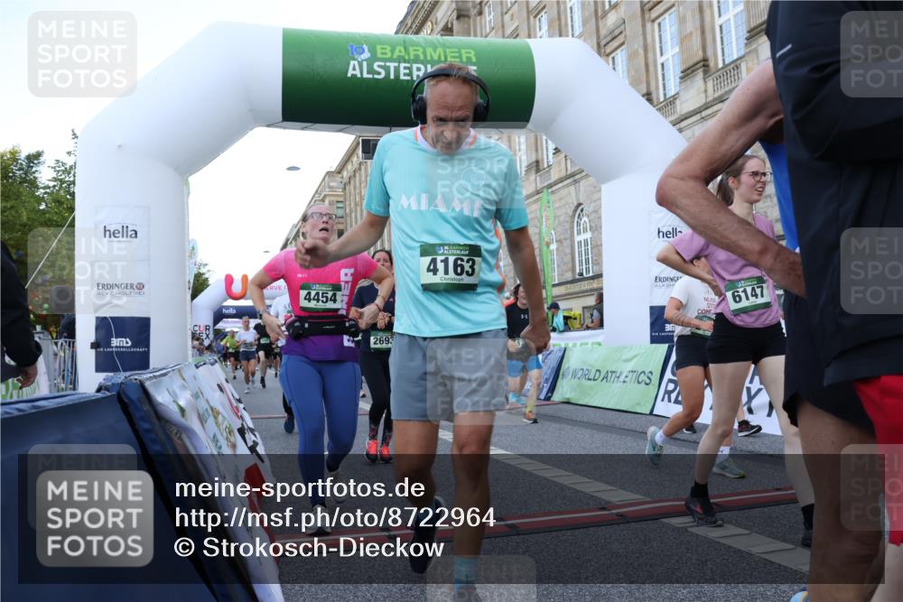 07.09.2025 - BARMER Alsterlauf Strokosch-Dieckow http://msf.ph/oto/8722964 07.09.2025 10:02:54 Ziel 2036, 2138, 2273, 2589, 2595, 2623, 2693, 2811, 2885, 3082, 3111, 3113, 3210, 3235, 3253, 3865, 3967, 4038, 4163, 4329, 4411, 4454, 4476, 4493, 4494, 4823, 4982, 5259, 5454, 5482, 5540, 5556, 5672, 5794, 5859, 5928, 6147, 8420 meine-sportfotos.de