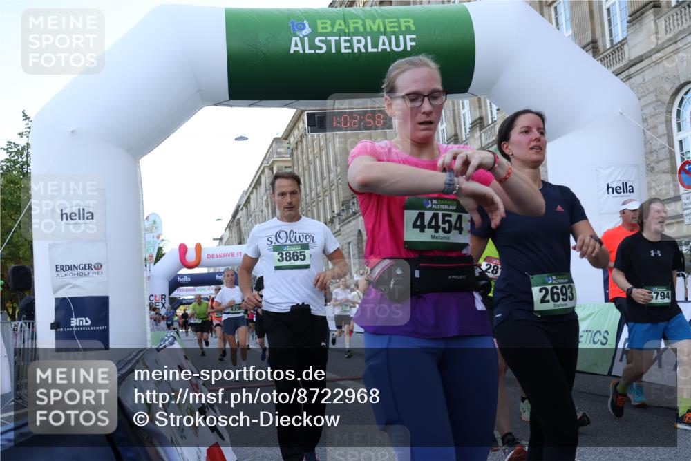 07.09.2025 - BARMER Alsterlauf Strokosch-Dieckow http://msf.ph/oto/8722968 07.09.2025 10:02:56 Ziel 2036, 2138, 2595, 2693, 2811, 3082, 3111, 3113, 3210, 3235, 3253, 3865, 3967, 4038, 4163, 4329, 4411, 4454, 4476, 4493, 4494, 4982, 5259, 5328, 5454, 5482, 5540, 5626, 5636, 5672, 5699, 5794, 5928, 6147, 8420 meine-sportfotos.de