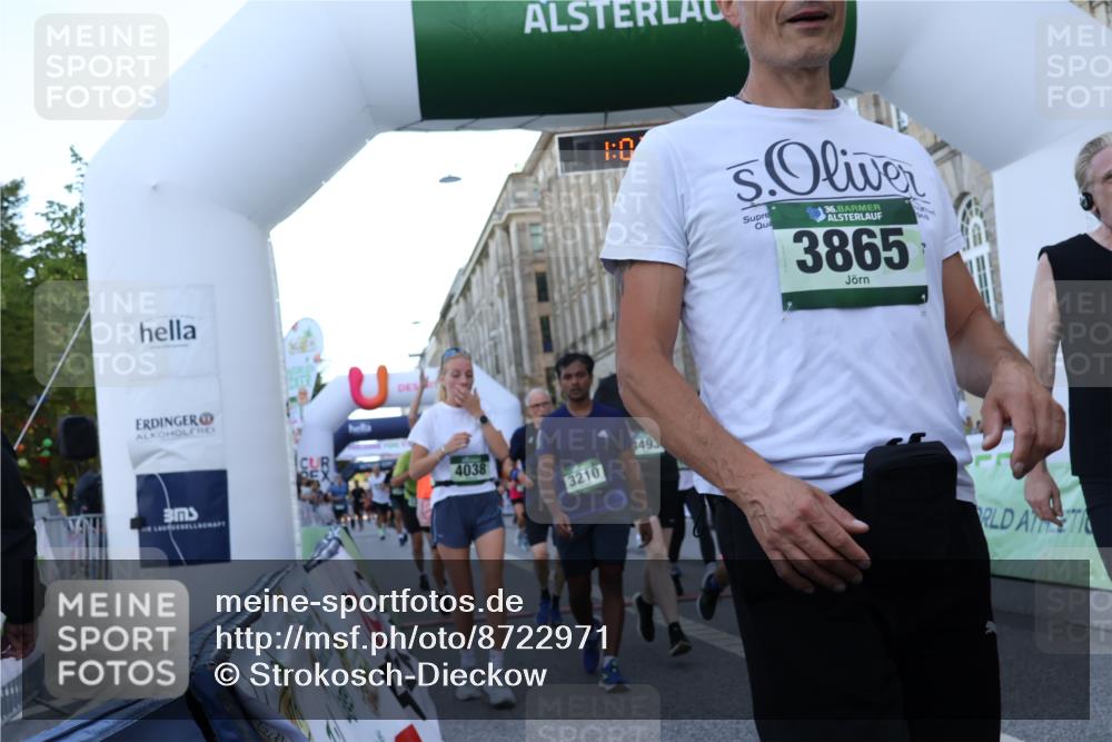 07.09.2025 - BARMER Alsterlauf Strokosch-Dieckow http://msf.ph/oto/8722971 07.09.2025 10:02:57 Ziel 2036, 2138, 2444, 2595, 2693, 2811, 3082, 3111, 3113, 3210, 3235, 3253, 3865, 3967, 4038, 4163, 4329, 4411, 4454, 4476, 4493, 4494, 4574, 4982, 5259, 5328, 5454, 5482, 5540, 5626, 5636, 5672, 5699, 5794, 5928, 8420 meine-sportfotos.de