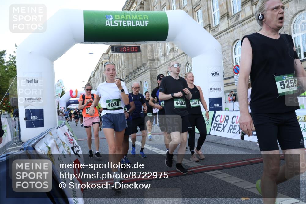 07.09.2025 - BARMER Alsterlauf Strokosch-Dieckow http://msf.ph/oto/8722975 07.09.2025 10:02:59 Ziel 2138, 2444, 2518, 2811, 2880, 3082, 3111, 3113, 3210, 3235, 3253, 3865, 3967, 4038, 4329, 4411, 4476, 4493, 4494, 4574, 4668, 4982, 5221, 5259, 5328, 5454, 5482, 5580, 5590, 5626, 5636, 5672, 5699, 5794, 5928, 8029, 8406, 8420 meine-sportfotos.de