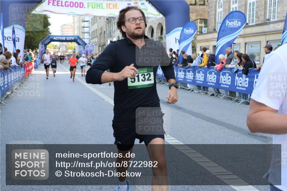 07.09.2025 - BARMER Alsterlauf Strokosch-Dieckow http://msf.ph/oto/8722982 07.09.2025 09:53:01 Ziel 2028, 2032, 2173, 2229, 2365, 2369, 2454, 2896, 3421, 3589, 3657, 3705, 4078, 4339, 4460, 4504, 4578, 4834, 4889, 5002, 5164, 5165, 5218, 5603, 5654, 5686, 5701, 5742, 5968, 6010, 6333, 8231, 8302 meine-sportfotos.de