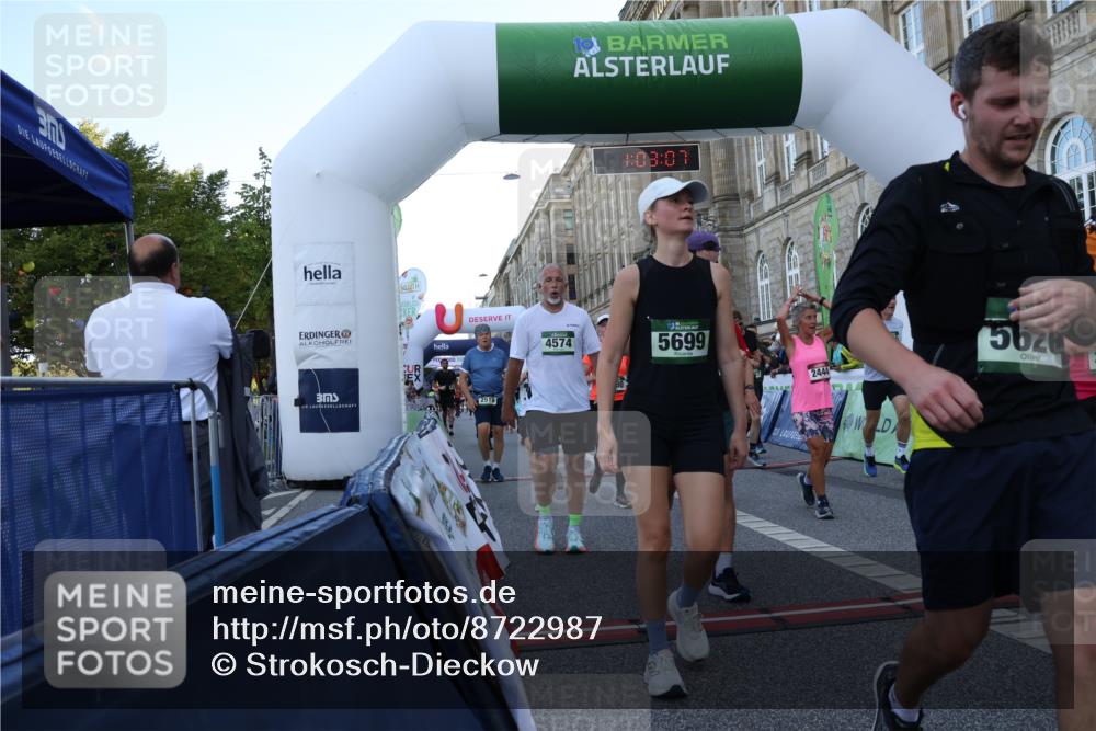 07.09.2025 - BARMER Alsterlauf Strokosch-Dieckow http://msf.ph/oto/8722987 07.09.2025 10:03:06 Ziel 2444, 2518, 2539, 2880, 3253, 3682, 3683, 3888, 4085, 4329, 4574, 4668, 4735, 5022, 5221, 5328, 5580, 5590, 5626, 5636, 5699, 5809, 5927, 5928, 6032, 6164, 8029, 8036, 8406, 8416 meine-sportfotos.de