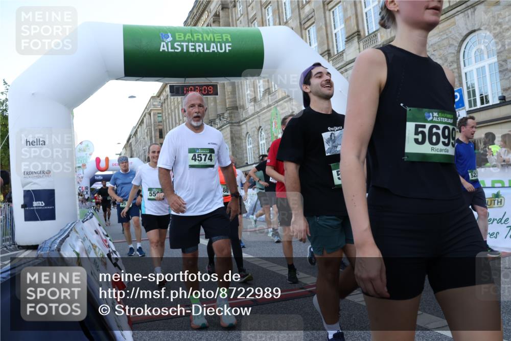 07.09.2025 - BARMER Alsterlauf Strokosch-Dieckow http://msf.ph/oto/8722989 07.09.2025 10:03:07 Ziel 2444, 2518, 2539, 2880, 3682, 3683, 3888, 4085, 4574, 4668, 4735, 5022, 5221, 5328, 5580, 5590, 5626, 5636, 5656, 5699, 5809, 5927, 6032, 6164, 8029, 8036, 8406, 8416 meine-sportfotos.de