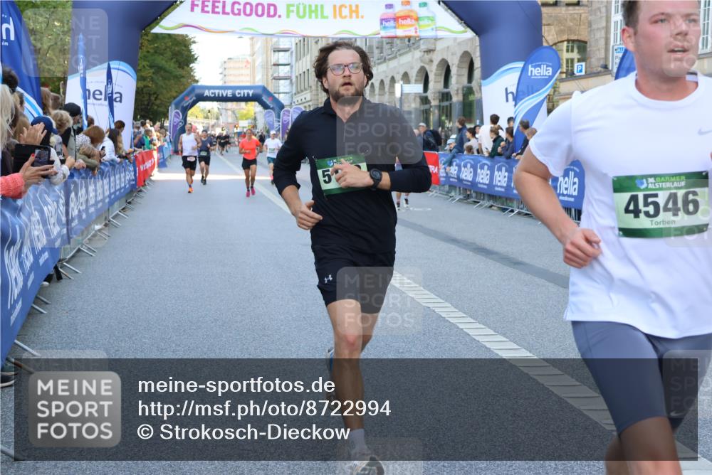 07.09.2025 - BARMER Alsterlauf Strokosch-Dieckow http://msf.ph/oto/8722994 07.09.2025 09:53:01 Ziel 2028, 2032, 2173, 2229, 2365, 2369, 2454, 2896, 3421, 3589, 3657, 3705, 4078, 4339, 4460, 4504, 4578, 4834, 4889, 5002, 5164, 5165, 5218, 5603, 5654, 5686, 5701, 5742, 5968, 6010, 6333, 8231, 8302 meine-sportfotos.de
