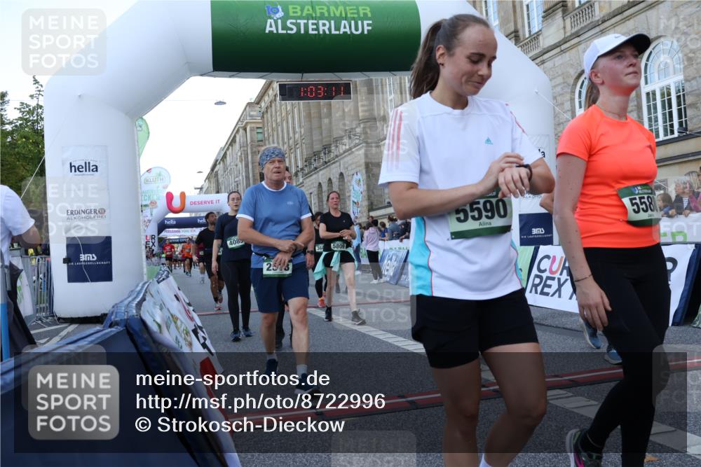 07.09.2025 - BARMER Alsterlauf Strokosch-Dieckow http://msf.ph/oto/8722996 07.09.2025 10:03:10 Ziel 2518, 2539, 2880, 3522, 3682, 3683, 3888, 4085, 4106, 4668, 4735, 4836, 5022, 5221, 5580, 5590, 5656, 5809, 5810, 5927, 6032, 6164, 6349, 8029, 8036, 8234, 8252, 8406, 8416 meine-sportfotos.de