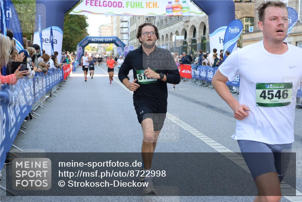 07.09.2025 - BARMER Alsterlauf Strokosch-Dieckow http://msf.ph/oto/8722998 07.09.2025 09:53:01 Ziel 2028, 2032, 2173, 2229, 2365, 2369, 2454, 2896, 3421, 3589, 3657, 3705, 4078, 4339, 4460, 4504, 4578, 4834, 4889, 5002, 5164, 5165, 5218, 5603, 5654, 5686, 5701, 5742, 5968, 6010, 6333, 8231, 8302 meine-sportfotos.de