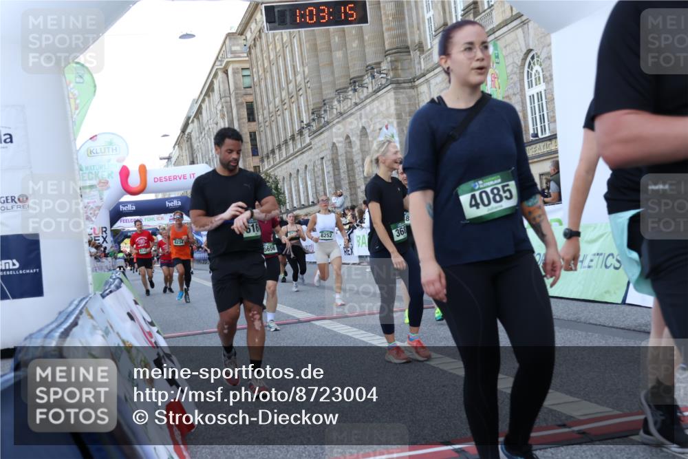 07.09.2025 - BARMER Alsterlauf Strokosch-Dieckow http://msf.ph/oto/8723004 07.09.2025 10:03:13 Ziel 2539, 2898, 3522, 3682, 3683, 3805, 3888, 4085, 4106, 4562, 4596, 4735, 4836, 5564, 5656, 5809, 5810, 6032, 6164, 6349, 8036, 8234, 8252, 8416 meine-sportfotos.de