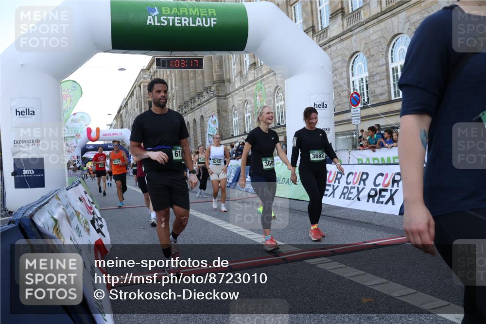 07.09.2025 - BARMER Alsterlauf Strokosch-Dieckow http://msf.ph/oto/8723010 07.09.2025 10:03:15 Ziel 2539, 2898, 3522, 3682, 3683, 3773, 3805, 3888, 4106, 4562, 4596, 4836, 5564, 5656, 5810, 5999, 6164, 6349, 8234, 8252, 8416 meine-sportfotos.de