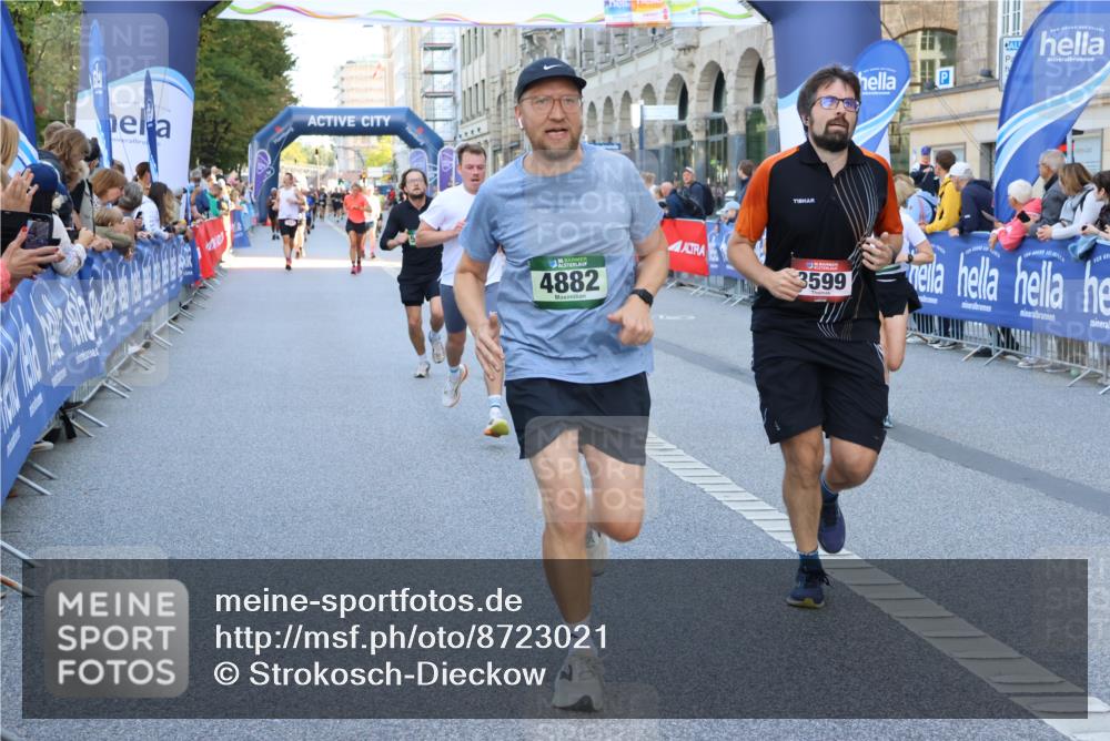 07.09.2025 - BARMER Alsterlauf Strokosch-Dieckow http://msf.ph/oto/8723021 07.09.2025 09:52:59 Ziel 2028, 2032, 2173, 2229, 2365, 2369, 2454, 2896, 3421, 3657, 3705, 4078, 4339, 4460, 4504, 4578, 4889, 5002, 5015, 5164, 5165, 5218, 5603, 5654, 5686, 5701, 5742, 5968, 6010, 8231, 8302 meine-sportfotos.de