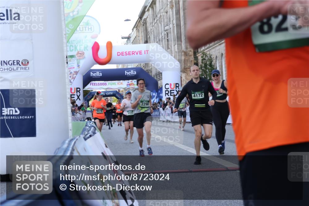 07.09.2025 - BARMER Alsterlauf Strokosch-Dieckow http://msf.ph/oto/8723024 07.09.2025 10:03:22 Ziel 2298, 2898, 3225, 3433, 3506, 3773, 3805, 4106, 4172, 4562, 4596, 4836, 5078, 5555, 5564, 5665, 5999, 6349 meine-sportfotos.de