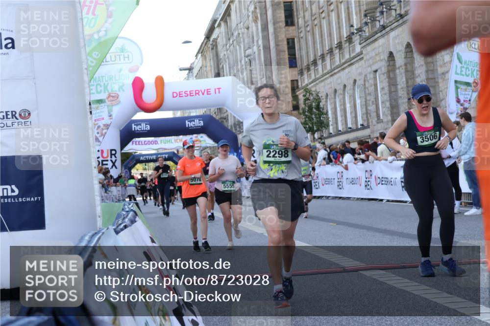 07.09.2025 - BARMER Alsterlauf Strokosch-Dieckow http://msf.ph/oto/8723028 07.09.2025 10:03:24 Ziel 2298, 2393, 2898, 3225, 3433, 3506, 3773, 3805, 4172, 4562, 4596, 5078, 5151, 5555, 5665, 5999 meine-sportfotos.de