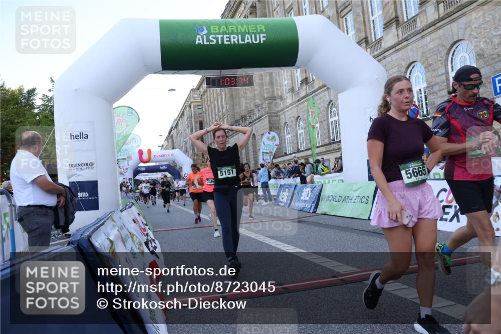 07.09.2025 - BARMER Alsterlauf Strokosch-Dieckow http://msf.ph/oto/8723045 07.09.2025 10:03:33 Ziel 2020, 2294, 2334, 2393, 2542, 3053, 3225, 3708, 5151, 5427, 5665, 5781, 5804, 5845, 6207, 8271 meine-sportfotos.de