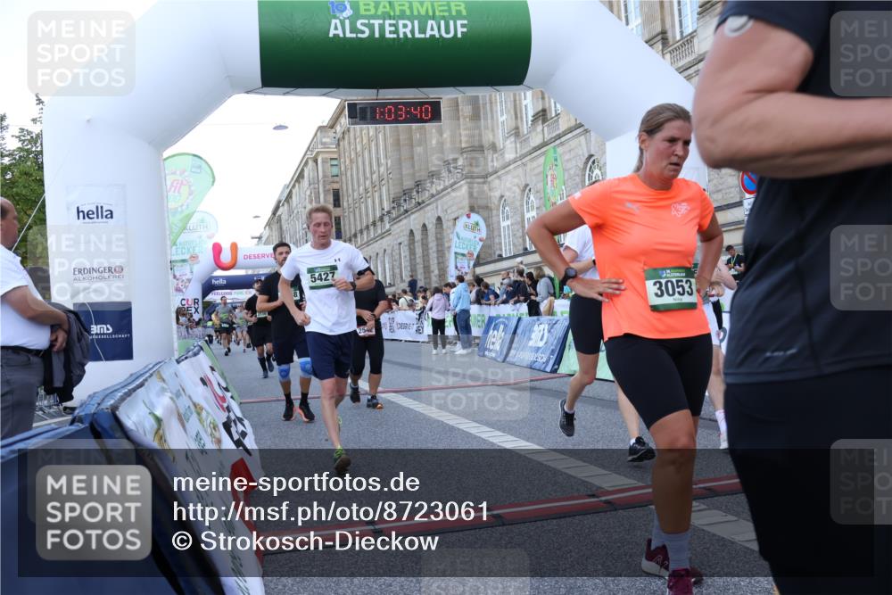 07.09.2025 - BARMER Alsterlauf Strokosch-Dieckow http://msf.ph/oto/8723061 07.09.2025 10:03:38 Ziel 2020, 2294, 2482, 2542, 2947, 3053, 3708, 4093, 4096, 4276, 4278, 4643, 4812, 4960, 5427, 5522, 5781, 5804, 5845, 6207, 8271, 8349, 8452 meine-sportfotos.de