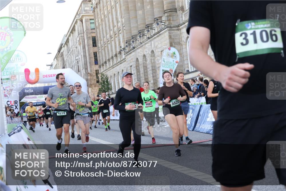 07.09.2025 - BARMER Alsterlauf Strokosch-Dieckow http://msf.ph/oto/8723077 07.09.2025 10:03:44 Ziel 2039, 2248, 2304, 2482, 2814, 2818, 2947, 3137, 3229, 3237, 3238, 3240, 4093, 4096, 4180, 4191, 4276, 4278, 4643, 4669, 4812, 4960, 4973, 5007, 5522, 8271, 8349, 8452 meine-sportfotos.de